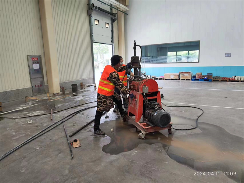 龙州厂房地面下沉塌陷注浆加固施工